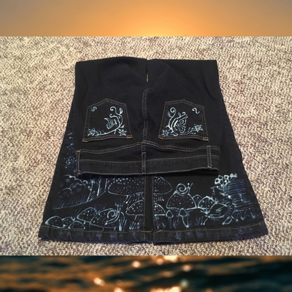 Custom Cottagecore Bleach Gap Jeans - Picture 4 of 4